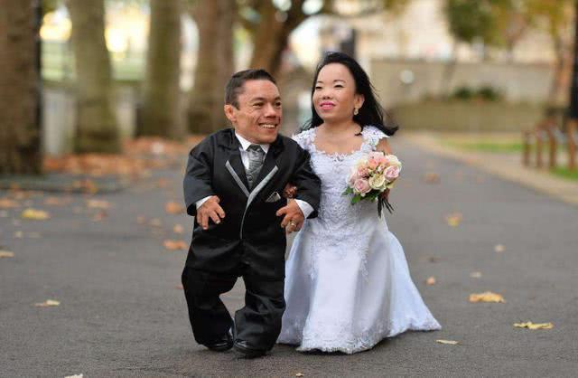 精神史|不顾医生劝告,坚持生下孩子的“中国最矮侏儒夫妇”如今过成这样