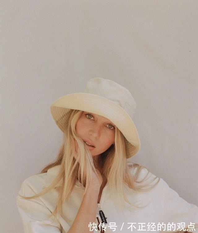 短发 40女人尽量少留长发、烫小卷,今年这3种发型正火,减龄特洋气