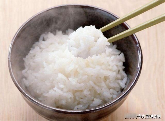 小麦|减肥的人，吃面条和馒头哪个更容易发胖？别傻傻搞错了！