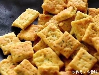 小苏打|面粉别只会做煎饼馒头,在家做小饼干,孩子吃的放心,出锅不够吃