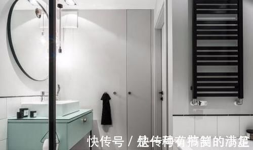 原木色|66㎡两居,以储物柜做隔断,以墨绿和原木配色,实用的文艺范儿