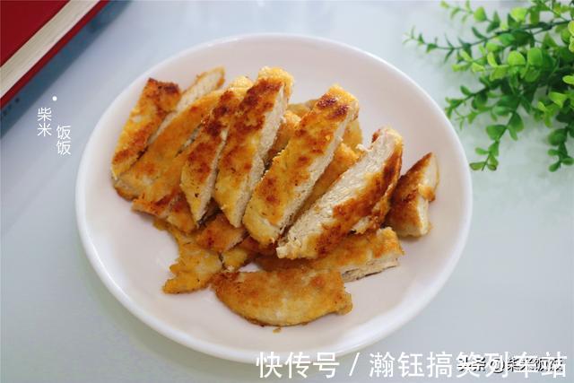 鸡胸肉|比猪肉便宜，比牛肉更嫩，煎一煎外酥里嫩，这肉太香了