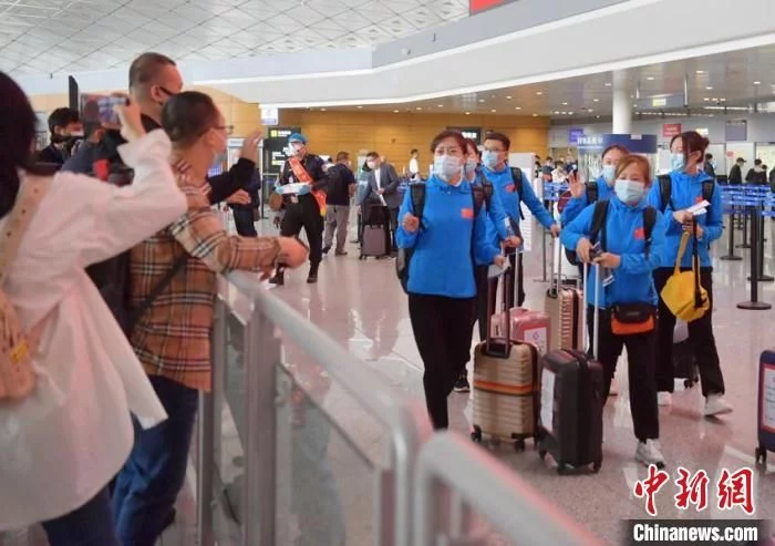 中国（吉林）第十四批援科威特医疗队启程