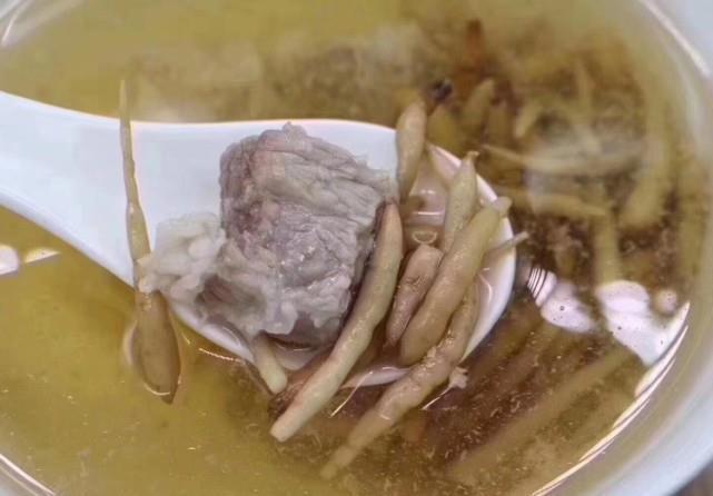 父母|若想孩子长高个、体质棒,医生:这3道“健脾汤”,可以熬给孩子