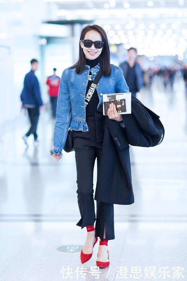 小白鞋要让位了,今年比较流行“牙签鞋”,精致清凉又不捂脚