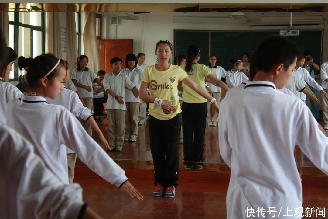 课堂是最美的地方，多图精彩瞬间，让你庆幸“正青春”，让你感叹“爷青回”