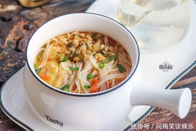  面条|10种面条做法，简单省事，比叫外卖还快，下班回家吃正好！