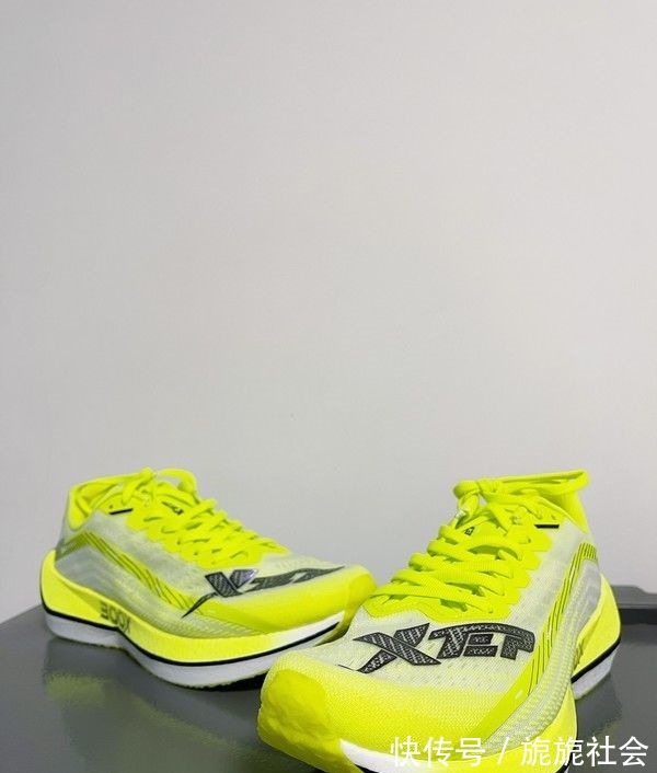 韧弹 缝合怪?还是特立独行——特步300X2.0 跑鞋五公里上脚初体验