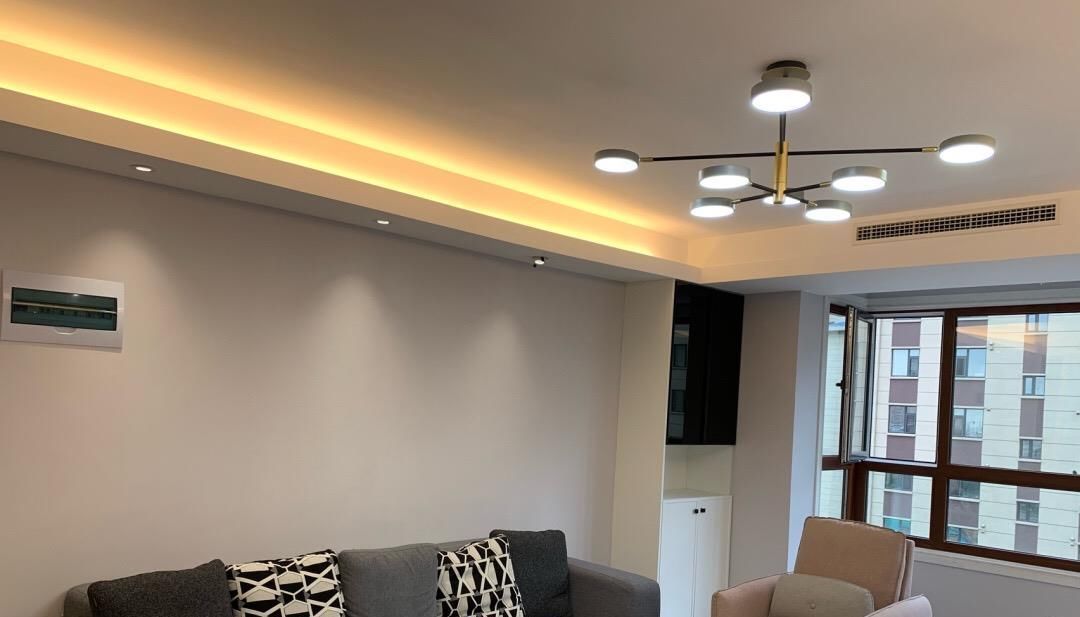 鞋柜|她家面积不大,入户鞋柜非常实用,橱柜不到顶很方便使用,晒晒