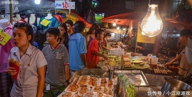 夜市|泰国清迈夜市,平民“美食天堂”,市民和游客争相“寻味觅食”