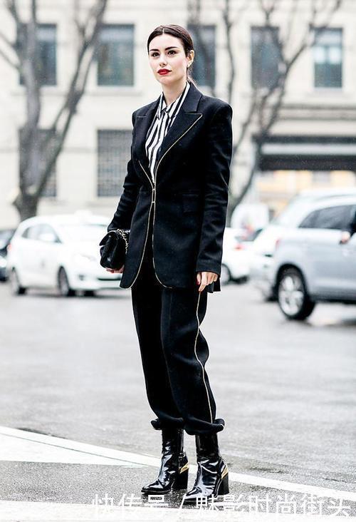 马蹄|秋冬鞋子主打单品,靴子是拔头筹的应该没问题,今冬“马蹄靴”替换“马丁靴”