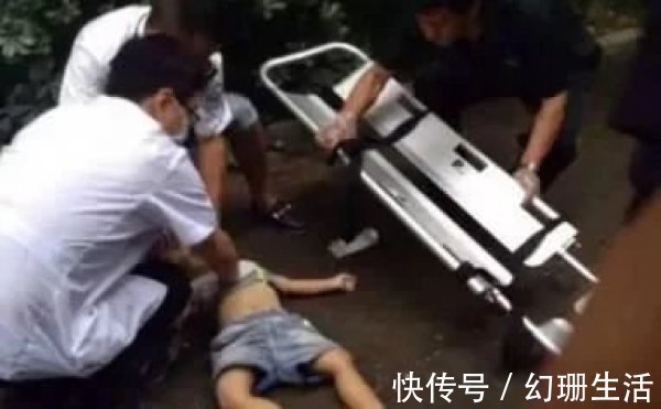 称赞|4岁孩子从楼顶坠落,妈妈竟然不准人抱,医生称赞其聪明!