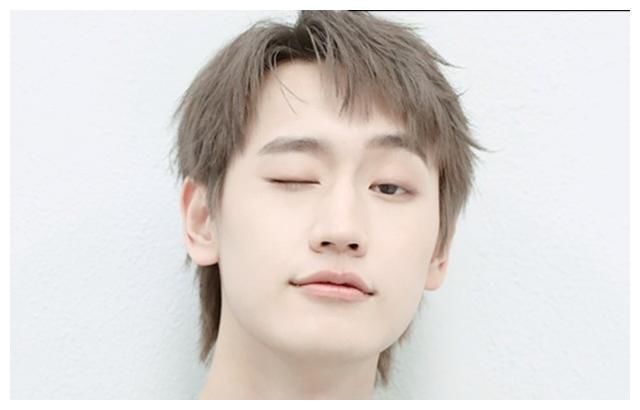 創造營|劉宇粉絲維權成功!INTO1首張宿舍合照,劉宇C位顯而易見