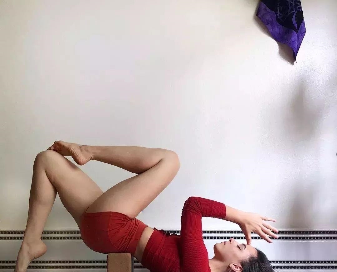 站立体式|坚持瑜伽近10年,鬼知道我经历了些什么?