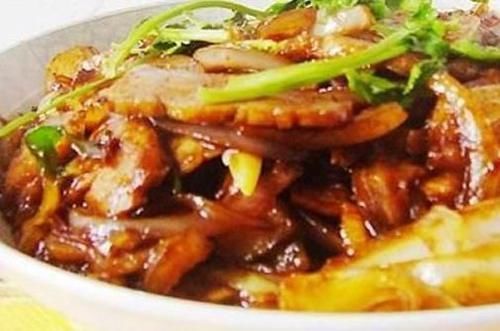  炒腰花|美食优选：爆炒腰花，火爆肥肠，班指干贝，猛火回锅肉的做法