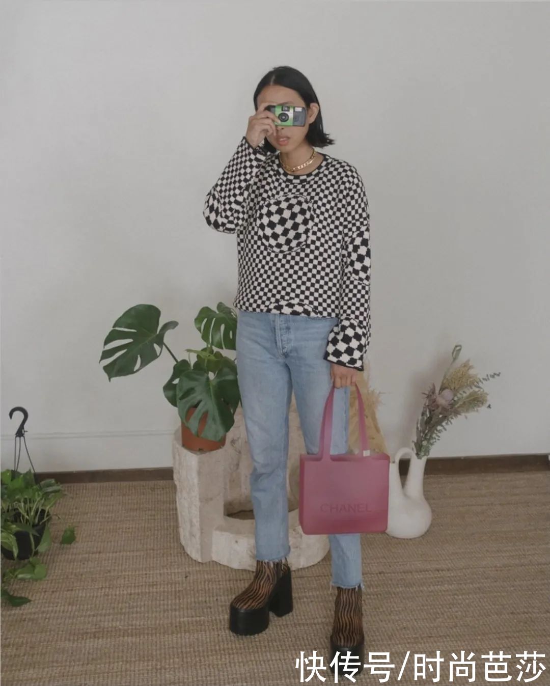 驼背女孩,如何穿出气质感?