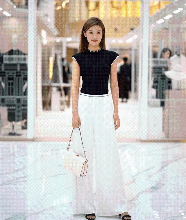 紧身裤|“小白裤”怎么穿不普通？学会这几个搭配思路