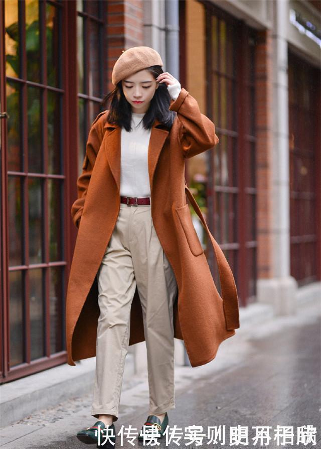秋冬买大衣就挑这3个“高级色”,显气质又显白,时尚博主都爱了