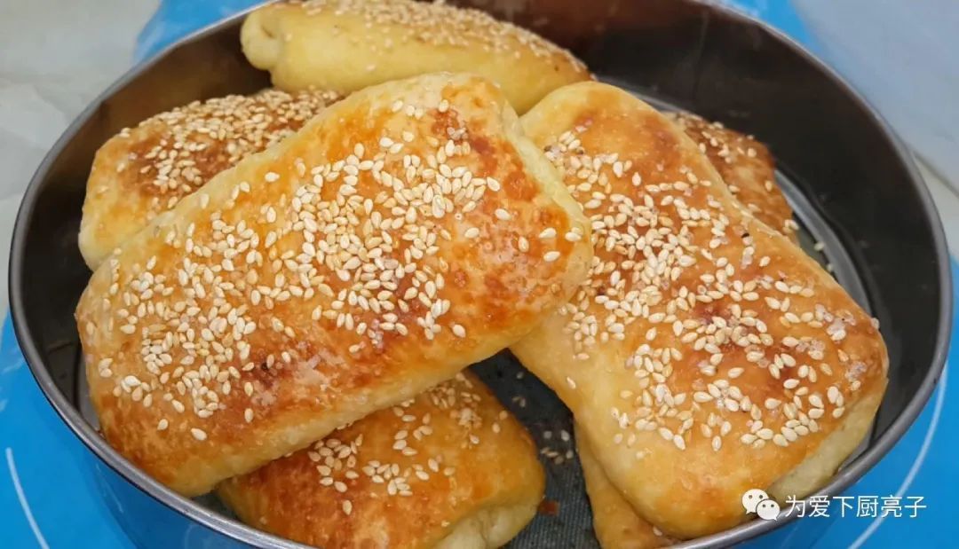 面团|烧饼怎么做才最好吃吗，教你几招，第一次下厨就成功，全家都爱吃