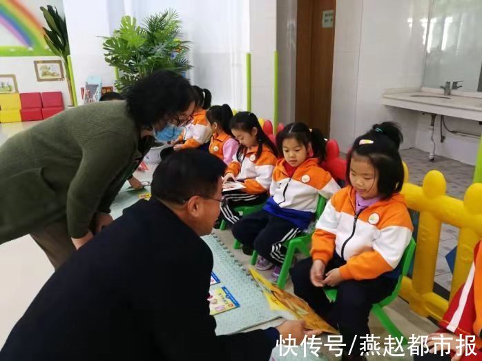 摊儿|河间市第一幼儿园：“跳蚤市场”开张 旧书不再在角落蒙尘