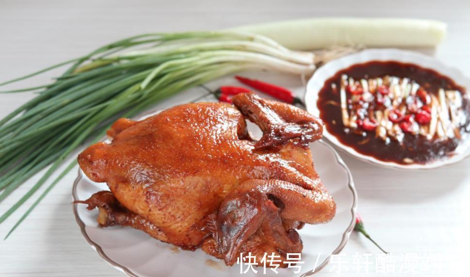 酱油鸡 鲜嫩多汁,咸香浓郁,就是干饭人的“战斗鸡”