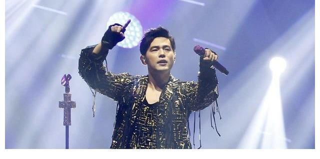 刘德华|张杰也没抢到自己的票！演唱会一票难求背后究竟有何内幕？