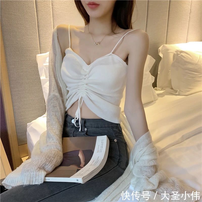 背心|美女街拍:小仙女必备!穿一件背心也能够提升气质!少女气息十足!