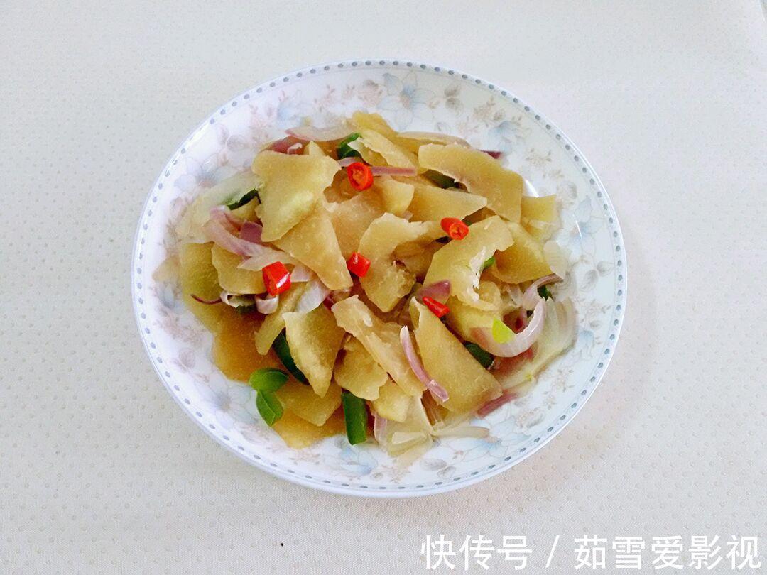 柚子皮|吃柚子记得别扔皮!和蜂蜜一起煮汤喝,消炎、祛痰、润肺、防感冒