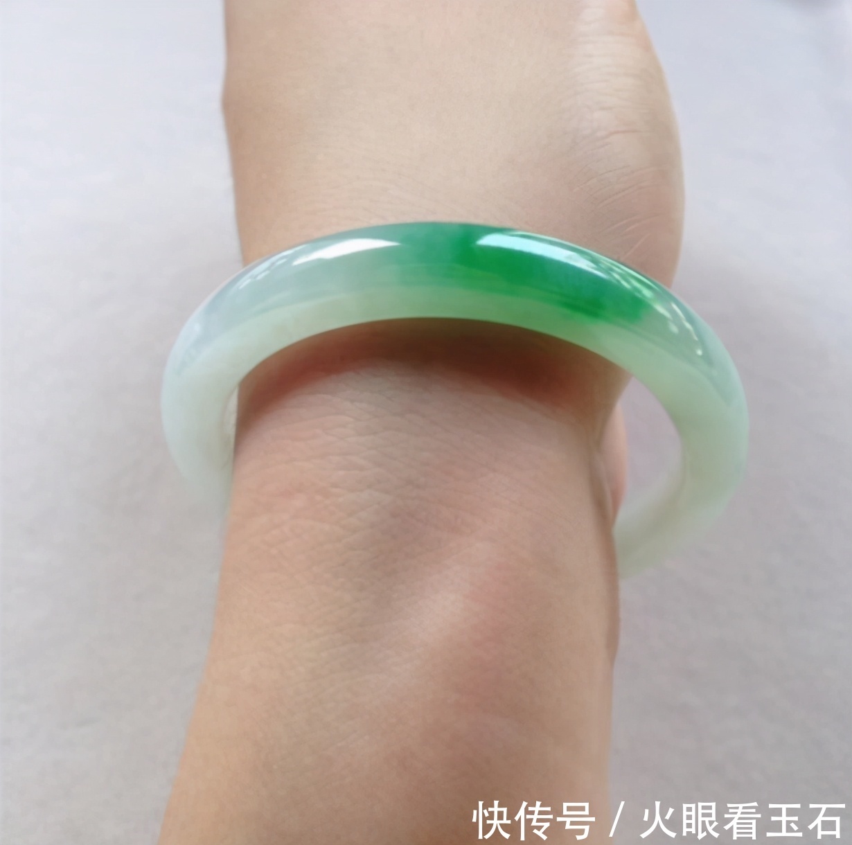 测量|不知道自己戴多大圈口的玉镯，看完你就明白了
