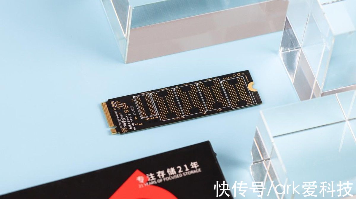 aigo固态硬盘P7000测评：PCIe 4.0技能释放，7GB/s诚不欺我