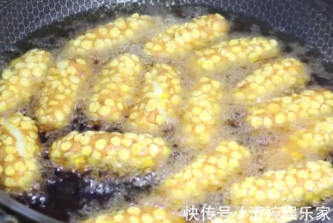 零食|家里还有好多苹果,来给孩子做道小零食,做法简单,香甜美味