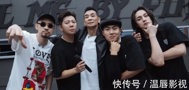 披荆斩棘的哥哥|《披荆斩棘》成团夜改为录播,张艺兴有望加盟,还有神秘嘉宾出席