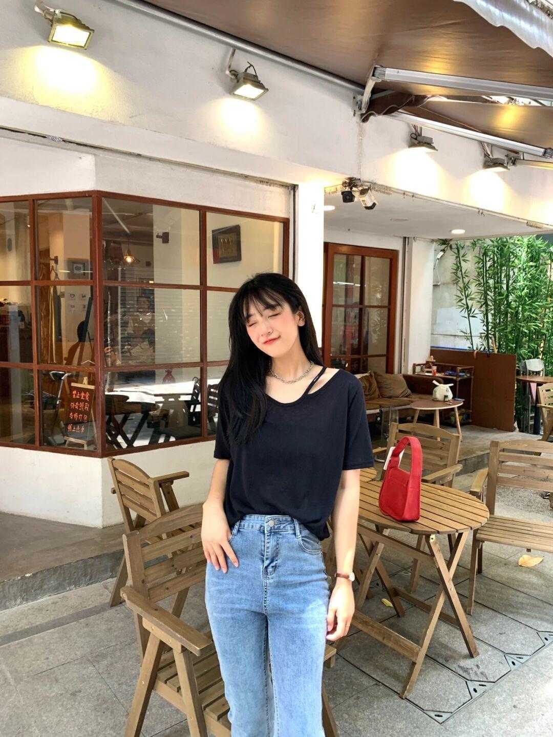 搭配|穿T恤记住这几点,不平凡的女孩也能穿出高级感,优雅大方