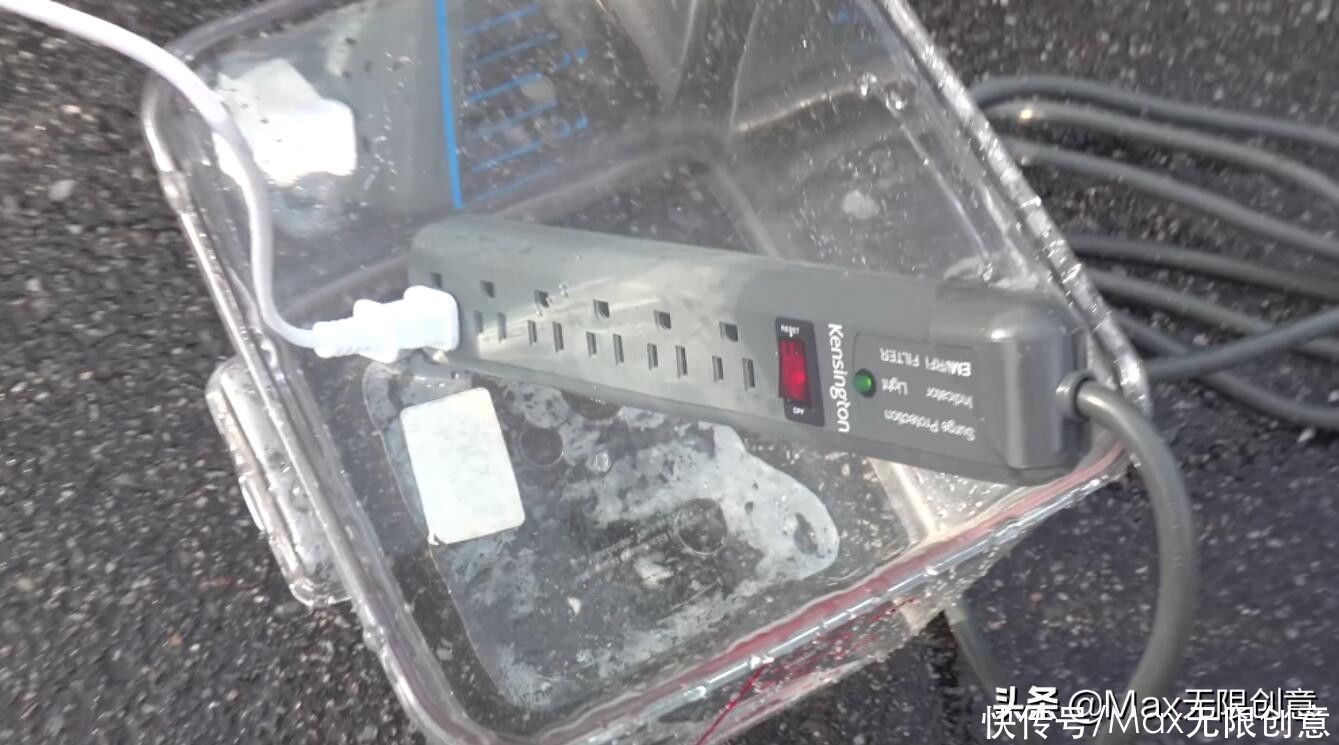 小伙|中国小伙造防水插座，实现水中绝缘通电，它是什么原理