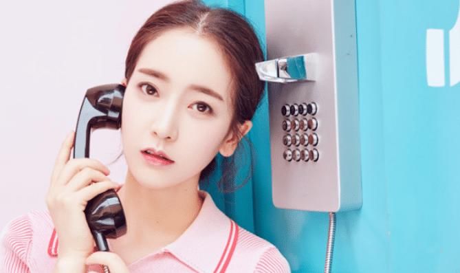 演艺|出生很好的费伟妮，在唱歌上很有实力，在演艺道路上也很成功