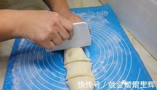 生煎馒头|蒸发面馒头,加入3克酵母,馒头掌握以上做法,吃着劲道又松软