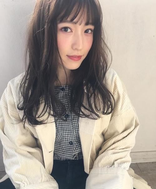 脸型|脸型瘦长,想要留长头发不知道怎么样,这小姐姐也太好看了吧!