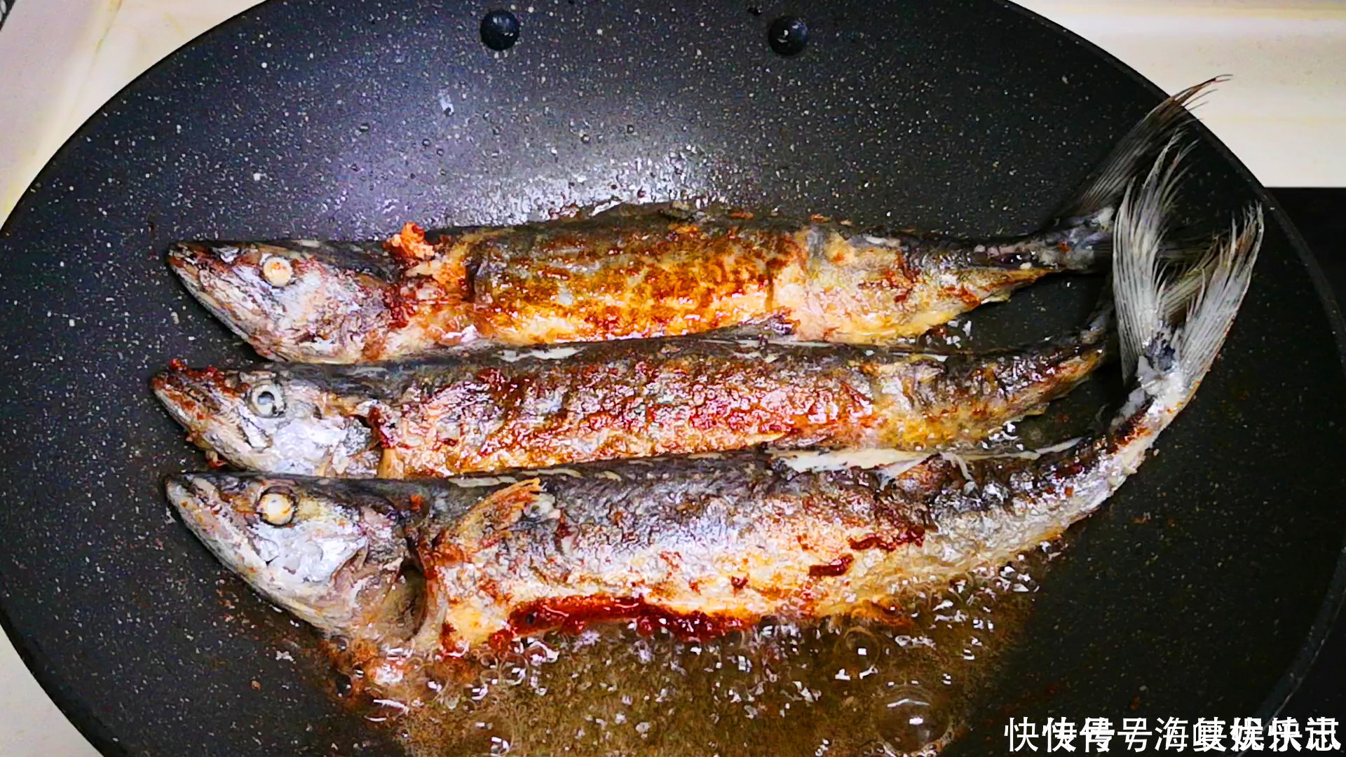 鲅鱼|炖鱼时,别加酱油和醋去腥,大厨教我1招,鱼肉又鲜又嫩还不腥气