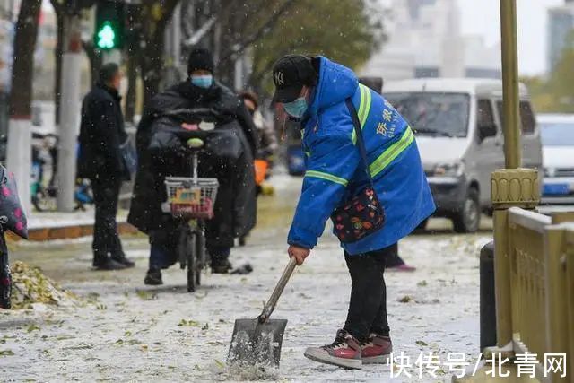 北方初雪即暴雪，南方气温马上高台跳水！@上海人：明天白天的暖不是真暖，明晚的冷是真冷