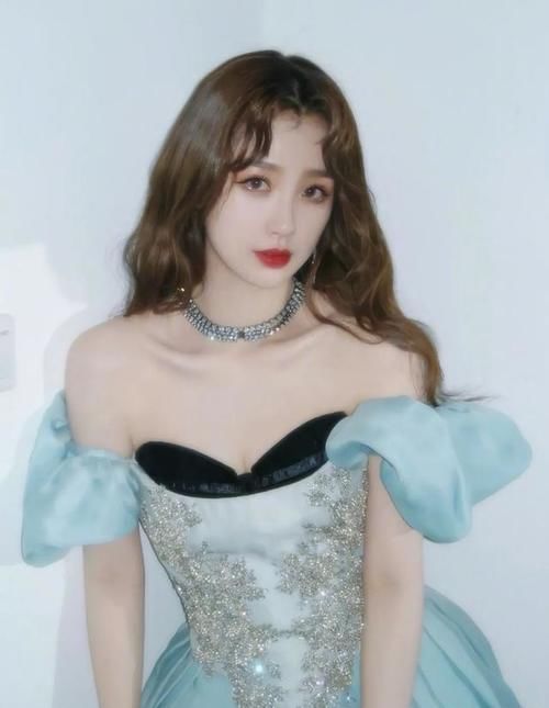 眼睛上有星星？Bling Bling的珠光眼影超级仙气！