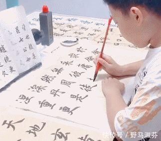 孩子|“已阅，但没懂！”让语文老师崩溃的“学生书法”，你看懂几个？