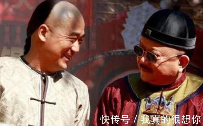 师母!纪晓岚出联昨宵师母脚朝天,他自己也对不上,和珅却坏笑着对出