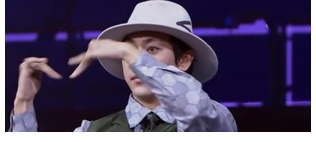 这就是街舞4|《这就是街舞4》爆点多，一波王炸冲两连冠，四爵士女神同台厮杀