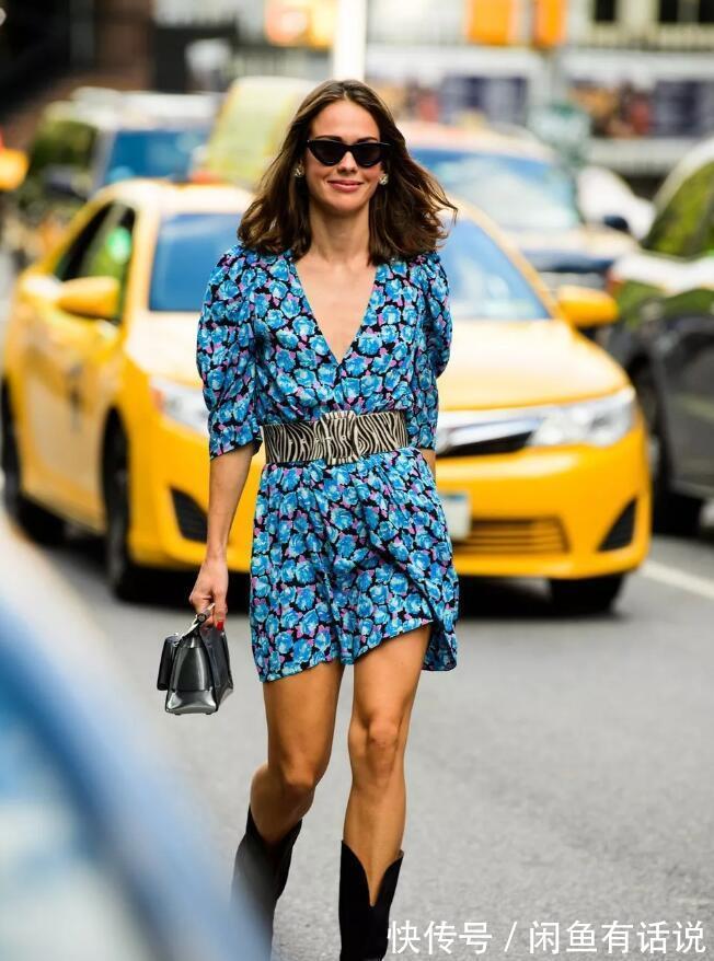 搭配|初秋穿裙子别总配单鞋，今年流行这三双鞋，时髦显高还很有女人味