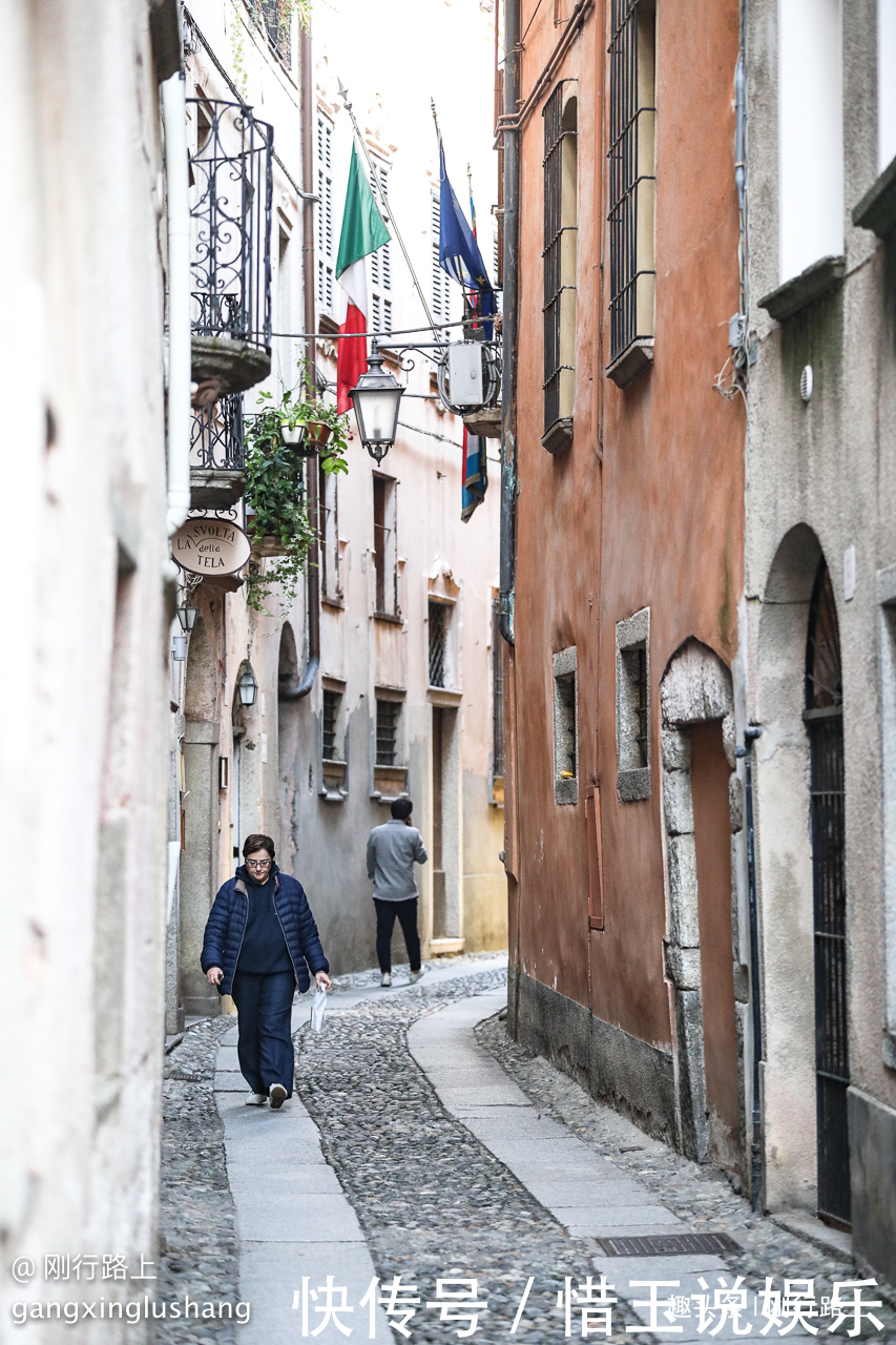 意大利奥尔塔圣朱利奥小镇，时间停滞，回到中世纪寻回真爱之地