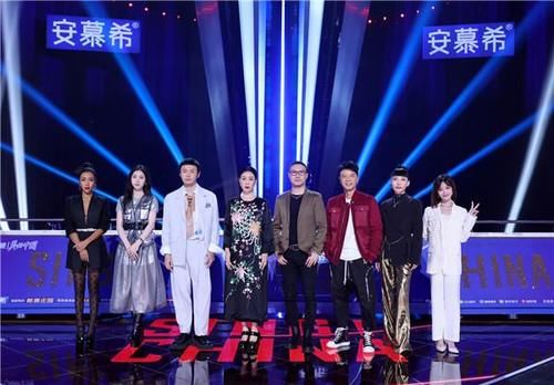 黄霄云|他们跟黄霄云同为第四季学员，黄霄云成导师，他们又来参加好声音