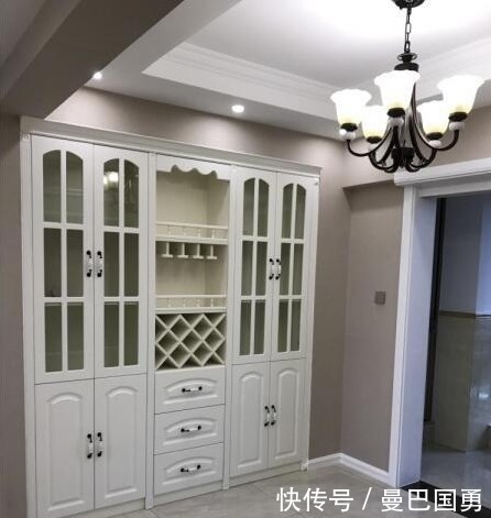 硬装|10万硬装装出20万的视觉效果，户型和设计都超赞！