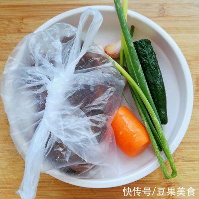 蒜泥|迷倒全家的凉拌酸辣醋粉，真心好吃