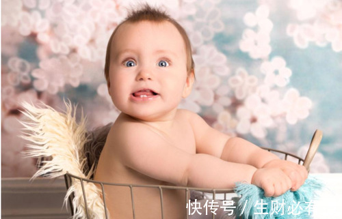 马奔腾|当宝宝听到爸爸放了一个屁之后,表情亮了!