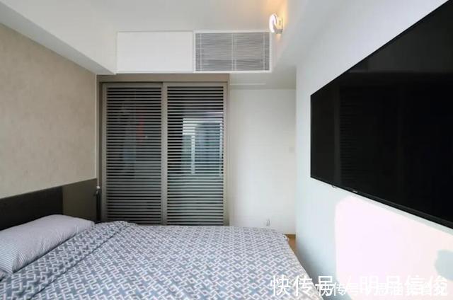 夫妻俩|93平夫妻俩住了10年,厨房几乎空无一物,进门还以为是重新买的房